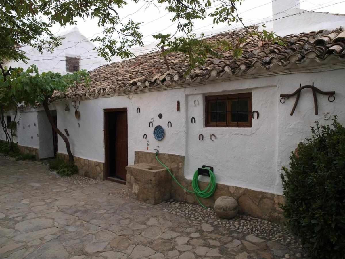 알칼라 라 레알 Cortijo La Gineta 게스트하우스 외부 사진